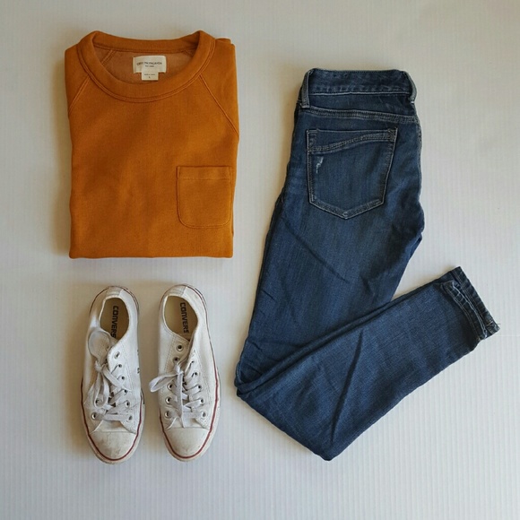 🆕Burnt-orange Obey sweatshirt.