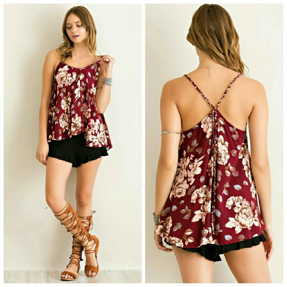 Floral Printed Top - Picture 2 of 3