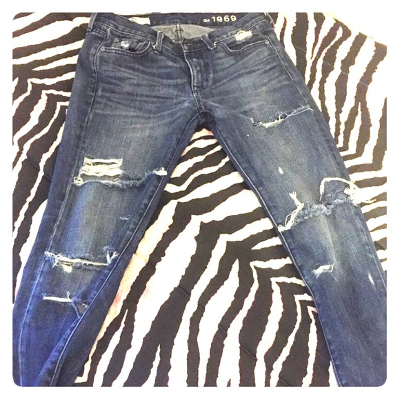 Sexy Boyfriend Gap Jeans