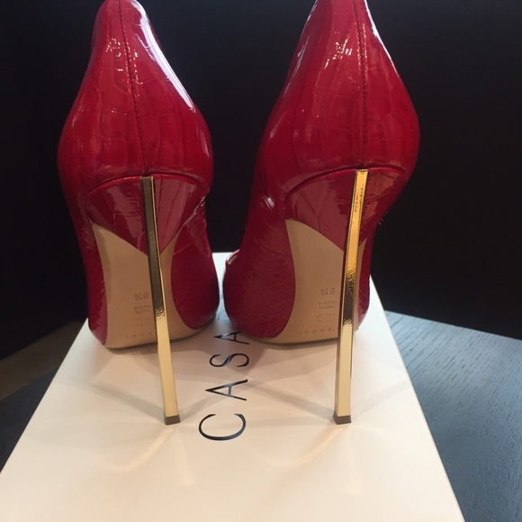 Shoes - Picture 2 of 2