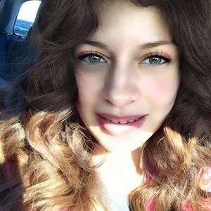 Meet your Posher, Annie