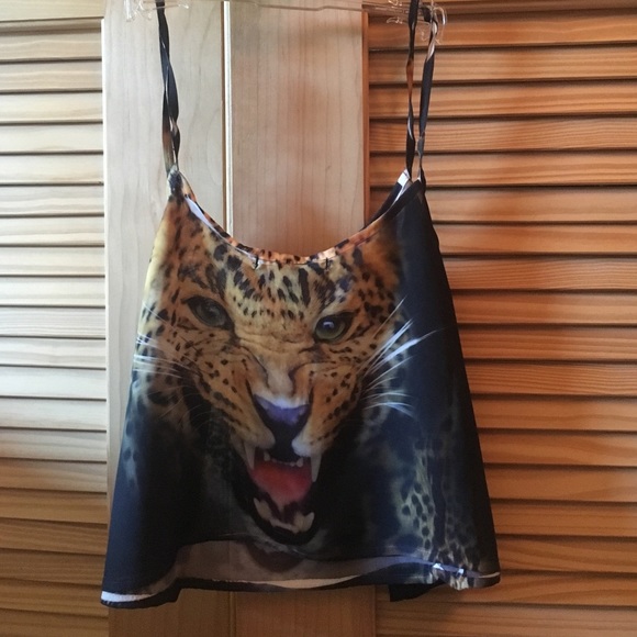 Tiger crop top - Picture 2 of 3