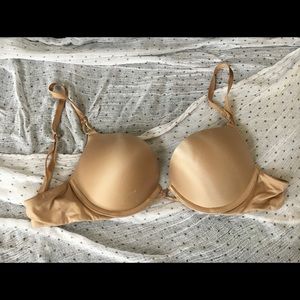 Victoria's Secret Bra - 34B