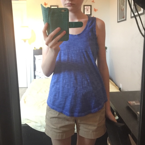 Blue tank - Picture 2 of 2