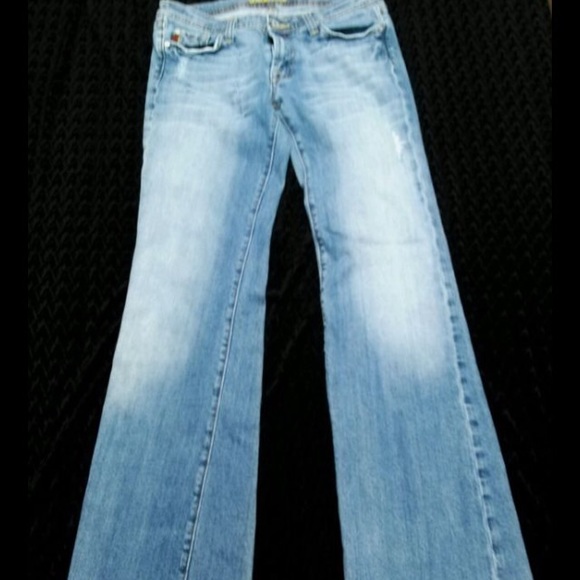 Miss Me flares like new factory distressed