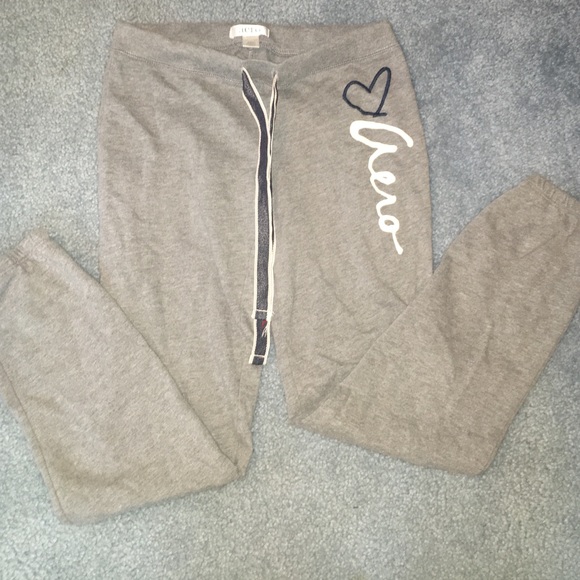aero joggers
