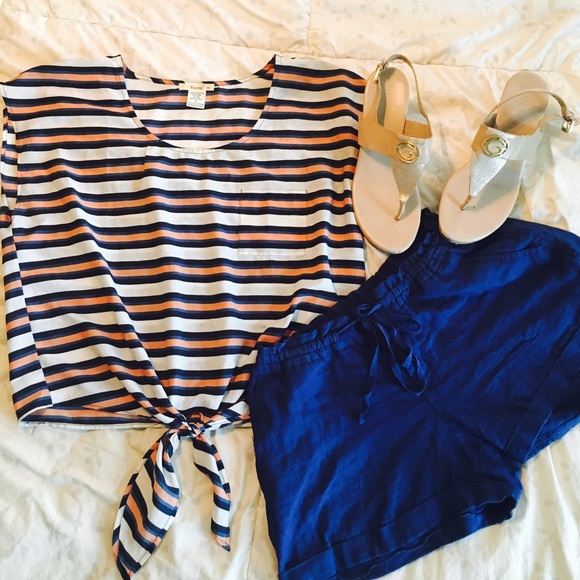 Timing Women Crop top with tie up front