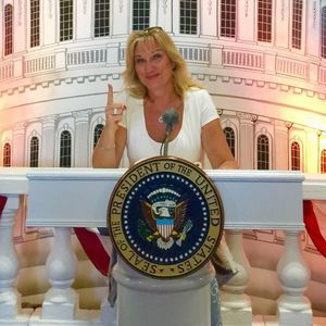 Meet your Posher, Diane