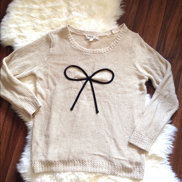 Lauren Conrad Knit Pull Over