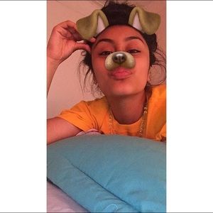 Meet your Posher, Valerie