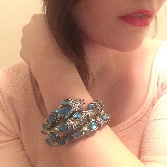 Snake bracelet