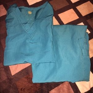 Wonder wink four stretch sporty scrubs