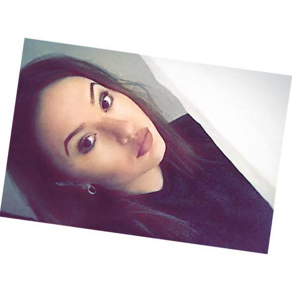 Meet your Posher, Alyssia