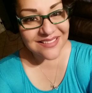 Meet your Posher, Araceli