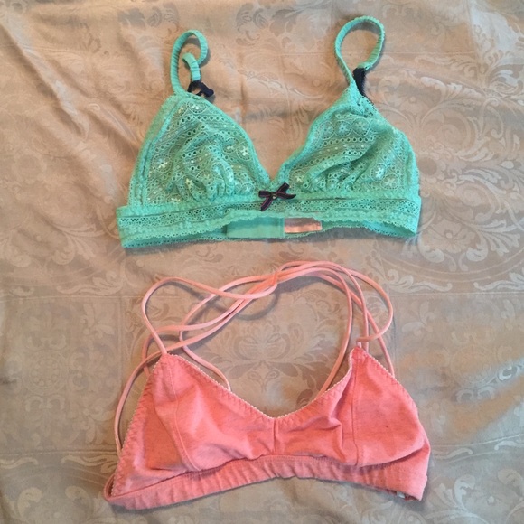 2 Victoria's Secret bralets! Moving sale💕😊