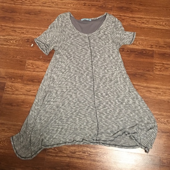 Francesca's Gray Ribbed Dress