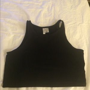 Black crop top!