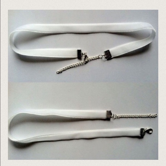 White Hot Choker 🔥 - Picture 2 of 4