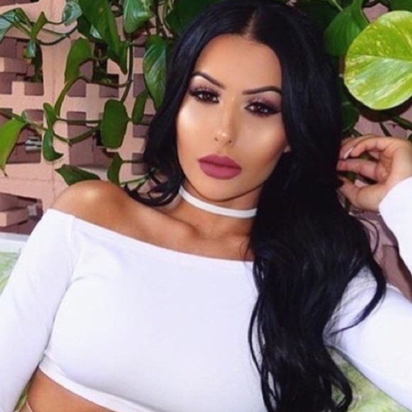 White Hot Choker 🔥 - Picture 3 of 4