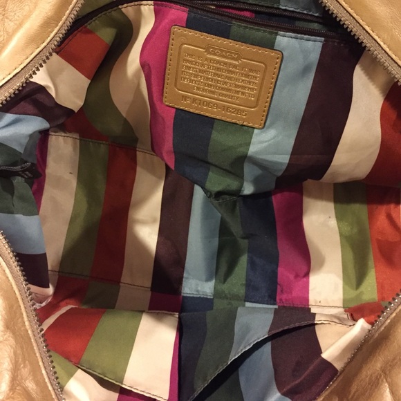 Golden Tan leather Coach purse - Picture 3 of 4