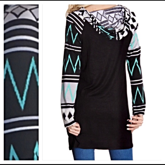 Hooded Fun Flowy Tribal Sleeve Tunic Top Small - Picture 2 of 4