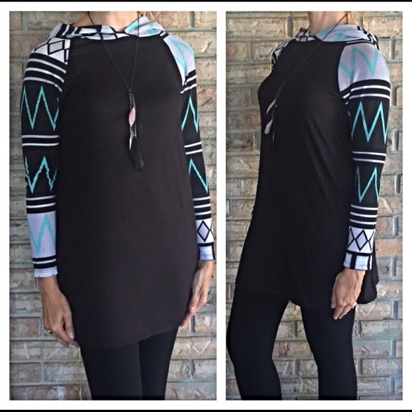 Hooded Fun Flowy Tribal Sleeve Tunic Top Small - Picture 4 of 4