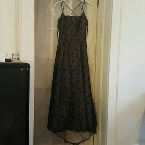 Absolutely Stunning Formal Gown