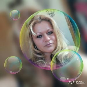 Meet your Posher, Krystal