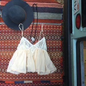 Free people camisole ✨🌿