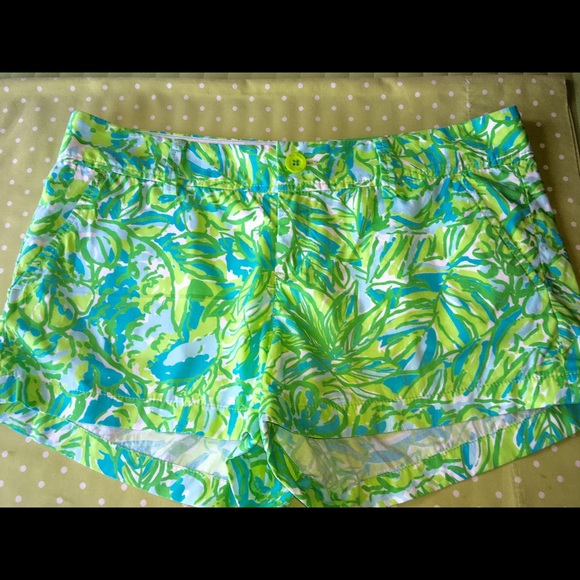 Lilly Pulitzer "The Walsh Shorts" Size 10