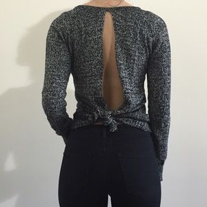 Brandy Melville open back sweater - small