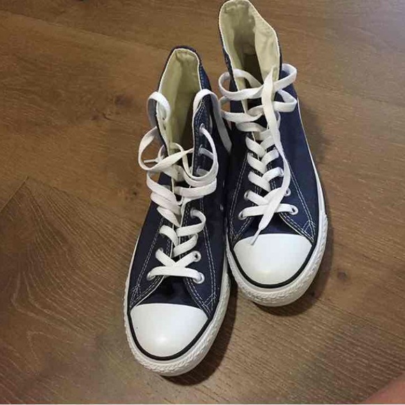 navy blue converse high tops