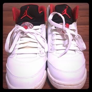 Jordan retro 5's