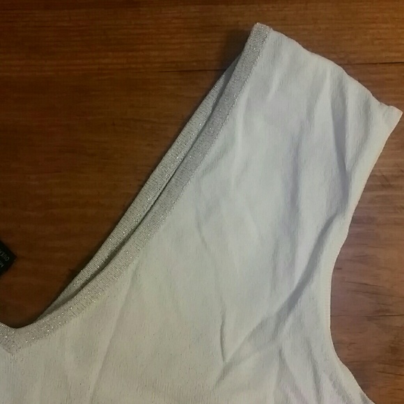 Sleeveless Metallic Dressy Vest Top - Picture 4 of 4