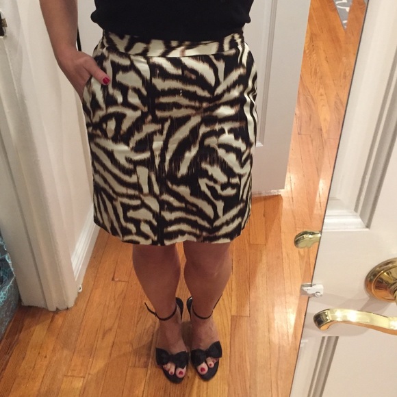 Animal print Ann Taylor skirt 0P - Picture 7 of 8