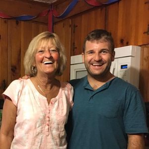 Meet your Posher, Alma