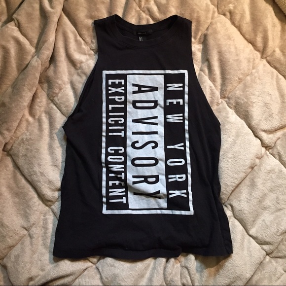 Black tee - Picture 3 of 3