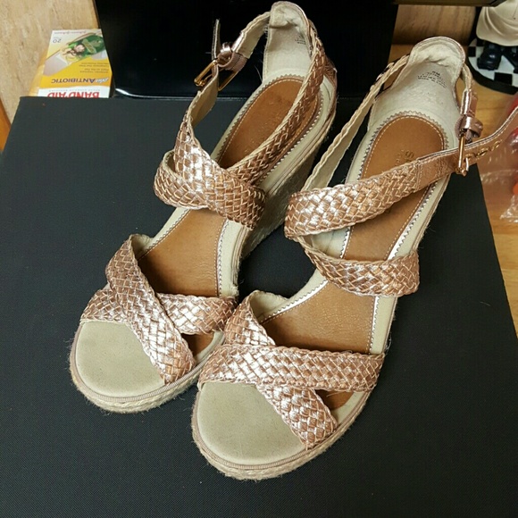Sperry Wedges