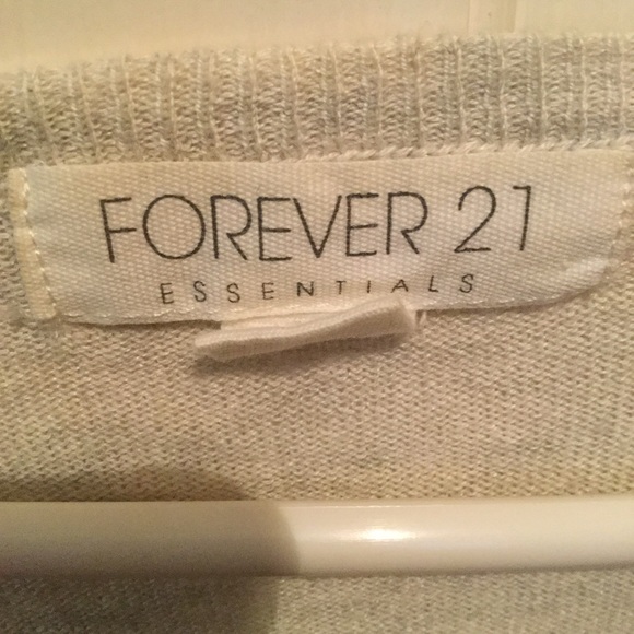 Cardigan - Picture 2 of 3