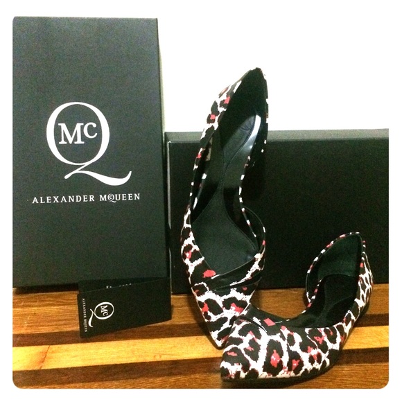 Alexander McQueen Flats