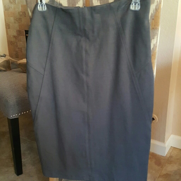 Form fitted pencil skirt with back zipper and slit - Picture 1 of 3