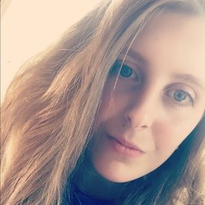 Meet your Posher, Virginia