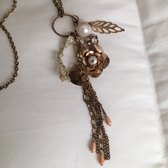 Long necklace - Picture 3 of 4