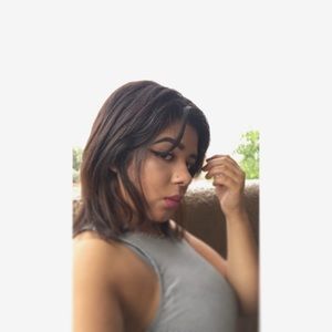 Meet your Posher, Alysha