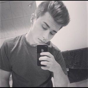 Meet your Posher, Ryan