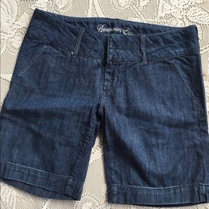 American Eagle Bermuda Shorts