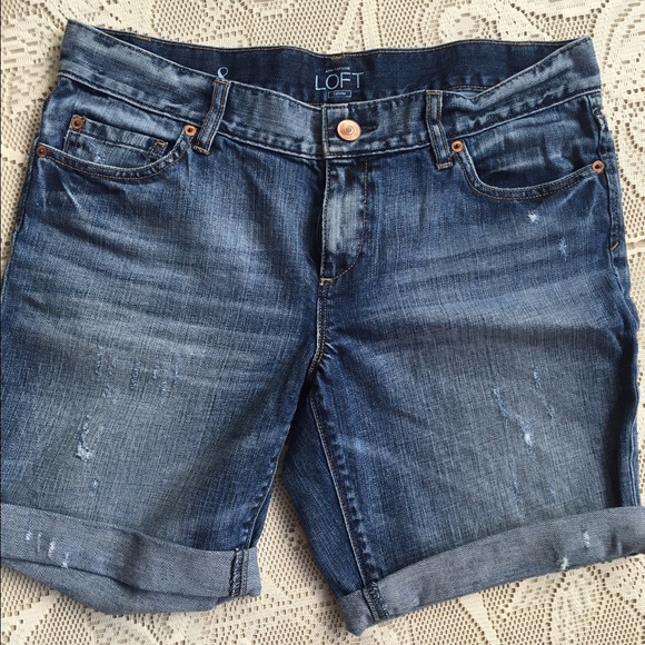 Ann Taylor Loft Jean Shorts Size 8