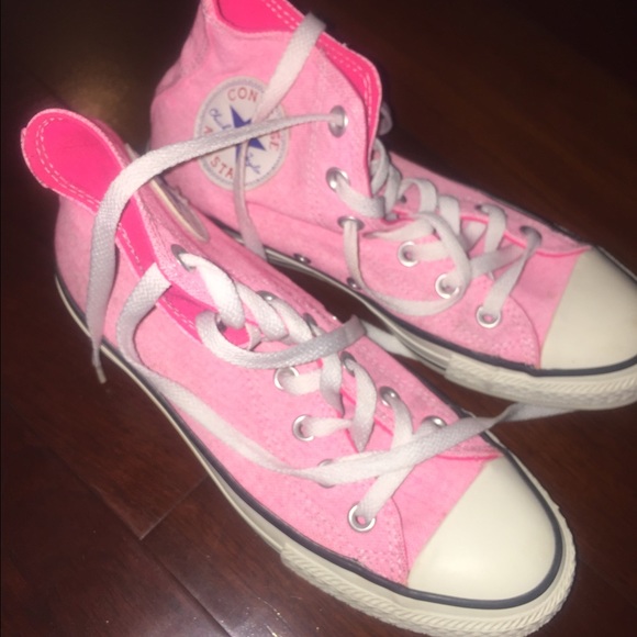 Pink high top converse