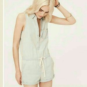 Ann Taylor LOFT Lou /& Grey Cutout Romper Size Small Medium NWT Black Color