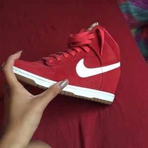 Nike sky high dunks